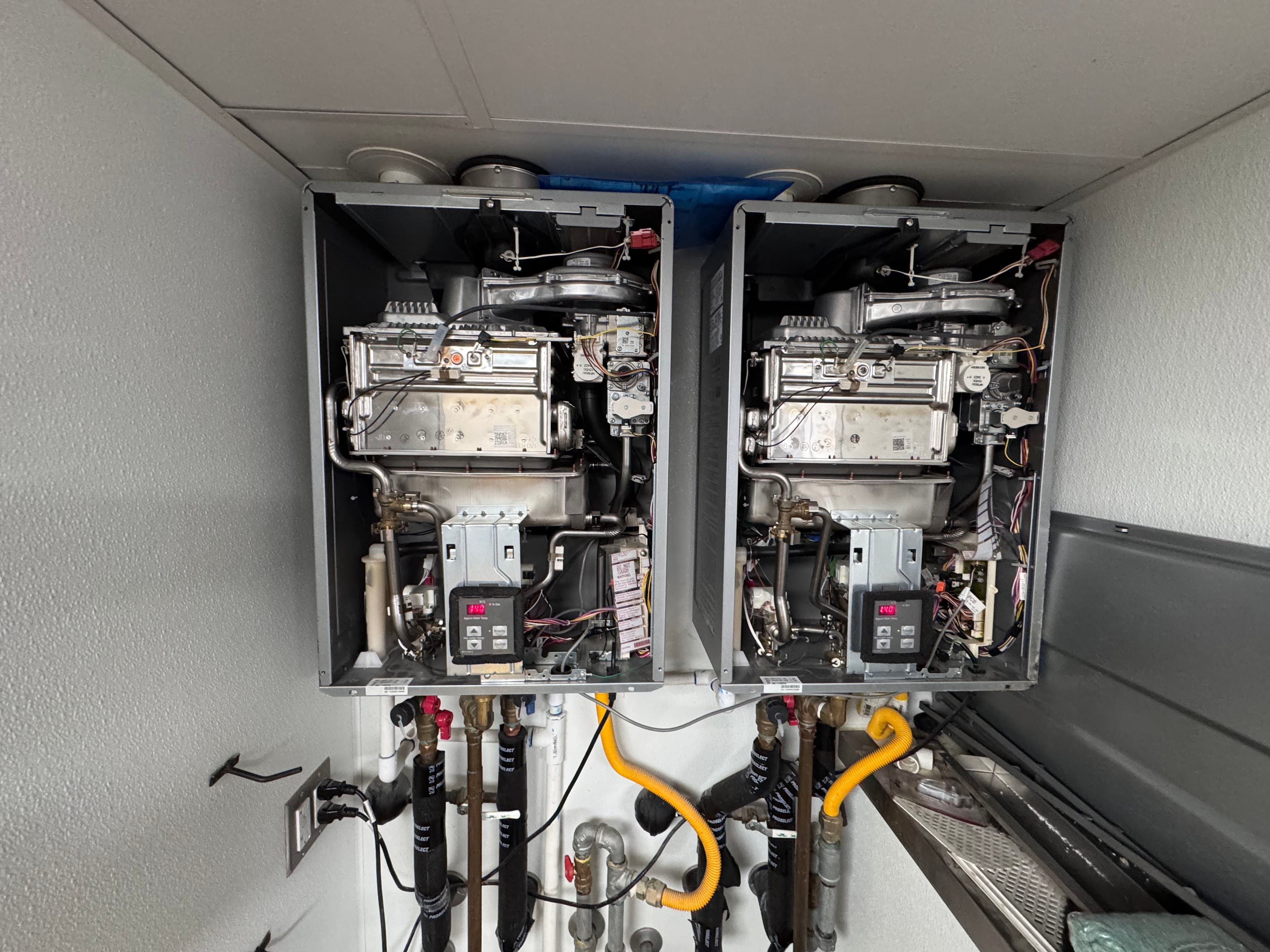 Project Tankless Water Heater Service and Repair in Sacramento image