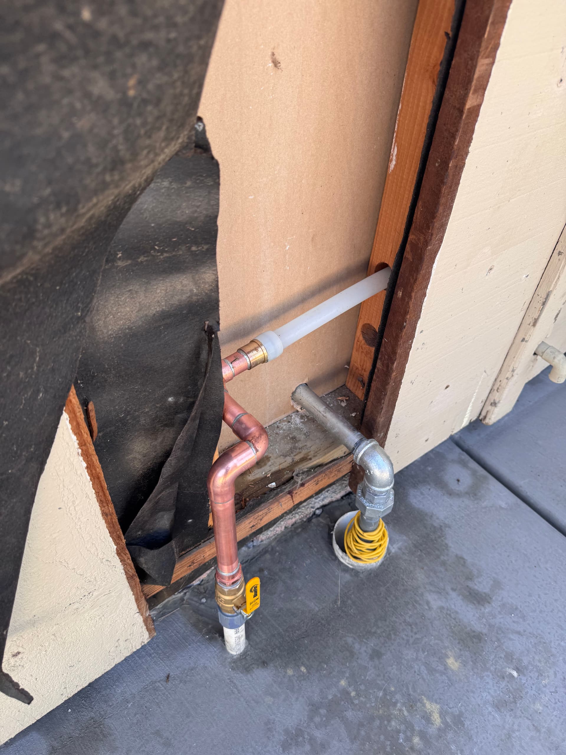 Gallery photos for Gas and Water Lines Installed for an Outdoor Kitchen Build: Image #1